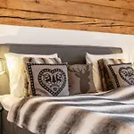 Kitzlodge